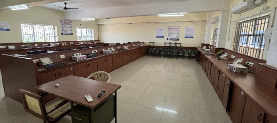 Microprocessor and Microcontroller Lab